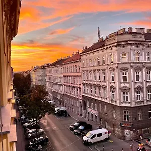 Apartment Trendy Near Schloss Schönbrunn, Wien